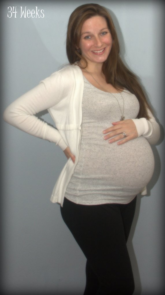 34 Weeks Pregnant 2