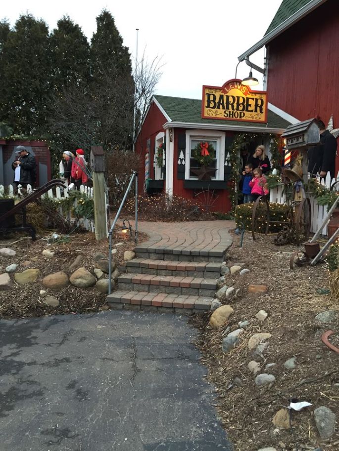 10380890_361744013987454_2815355840481927152_n