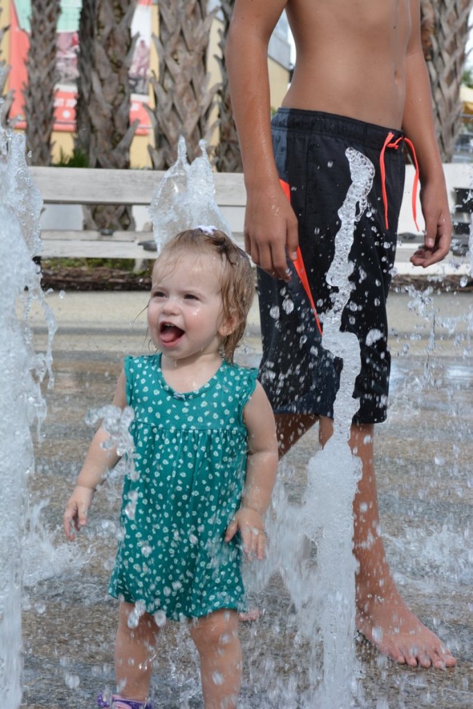 20150812_165759_D71_0661